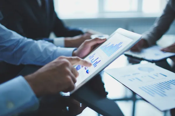Driving Growth and Efficiency: How Business Intelligence Can Revolutionize Your Operations